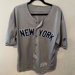 Yankees men’s size large Giancarlo Stanton jersey